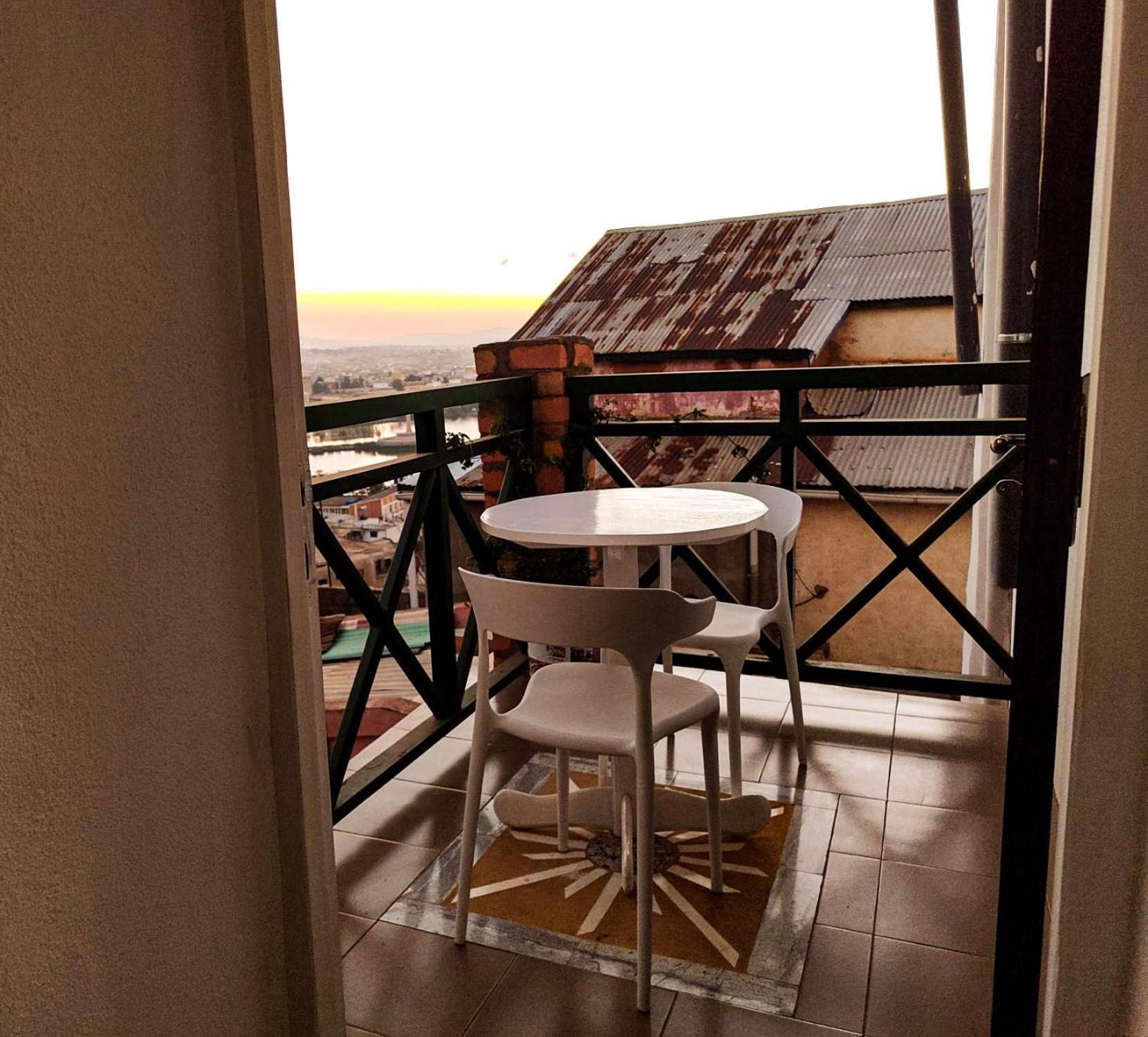M'Serenity Guest House Antananarivo Exterior foto